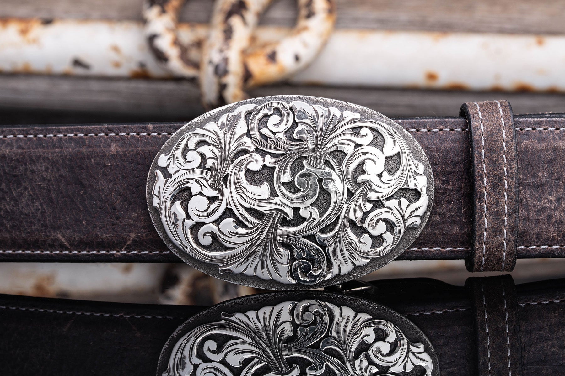 AO Leon Swirl Belt Buckle | Belts And Buckles - Trophy | Comstock Heritage