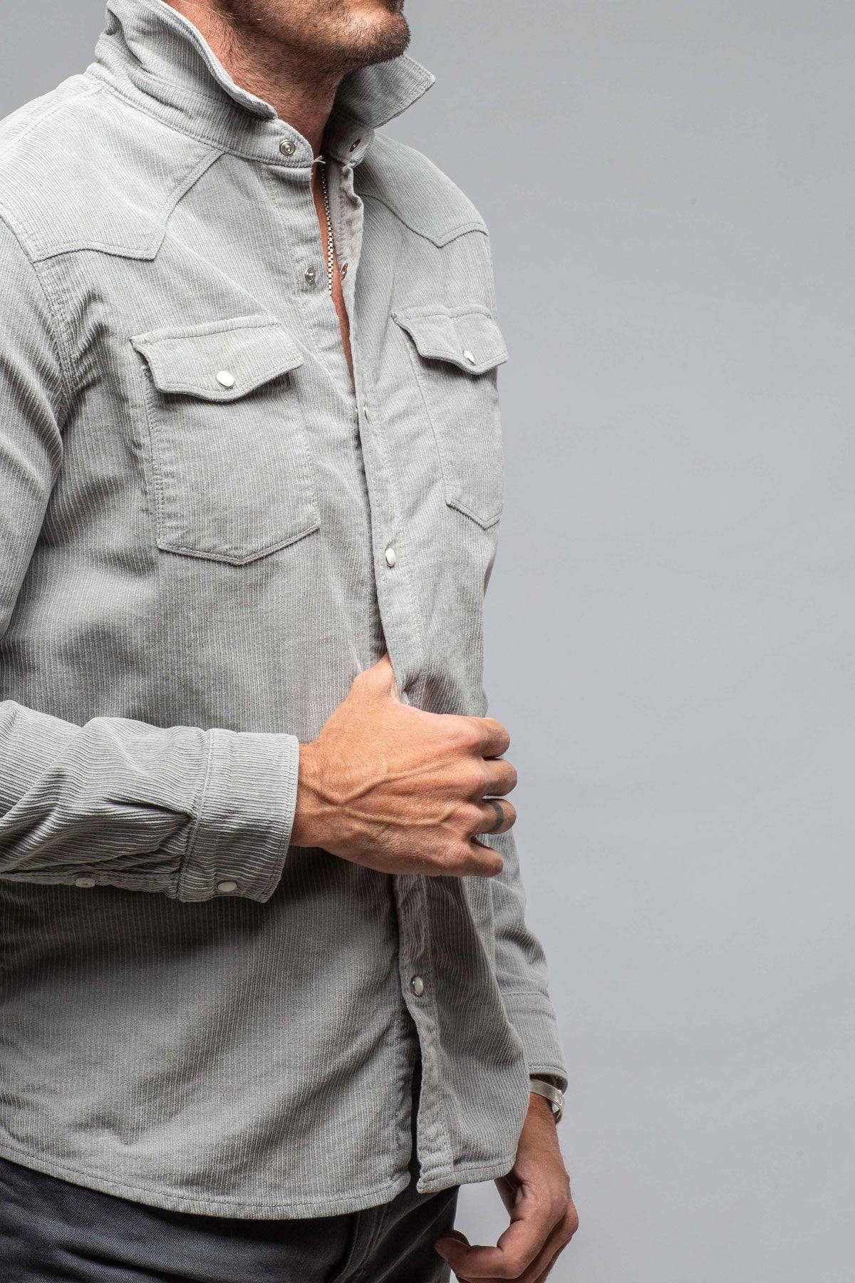 Axel's Premium Denim | Brooks Corduroy Snap Shirt In Cenere | Mens - Snap Shirts