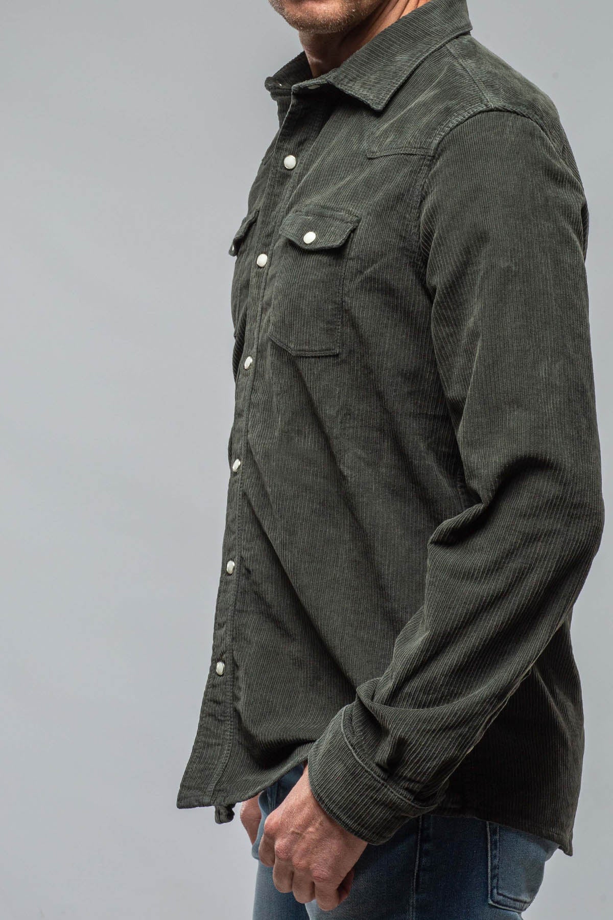 Axel's Premium Denim | Brooks Corduroy Snap Shirt In Muschio | Mens - Snap Shirts
