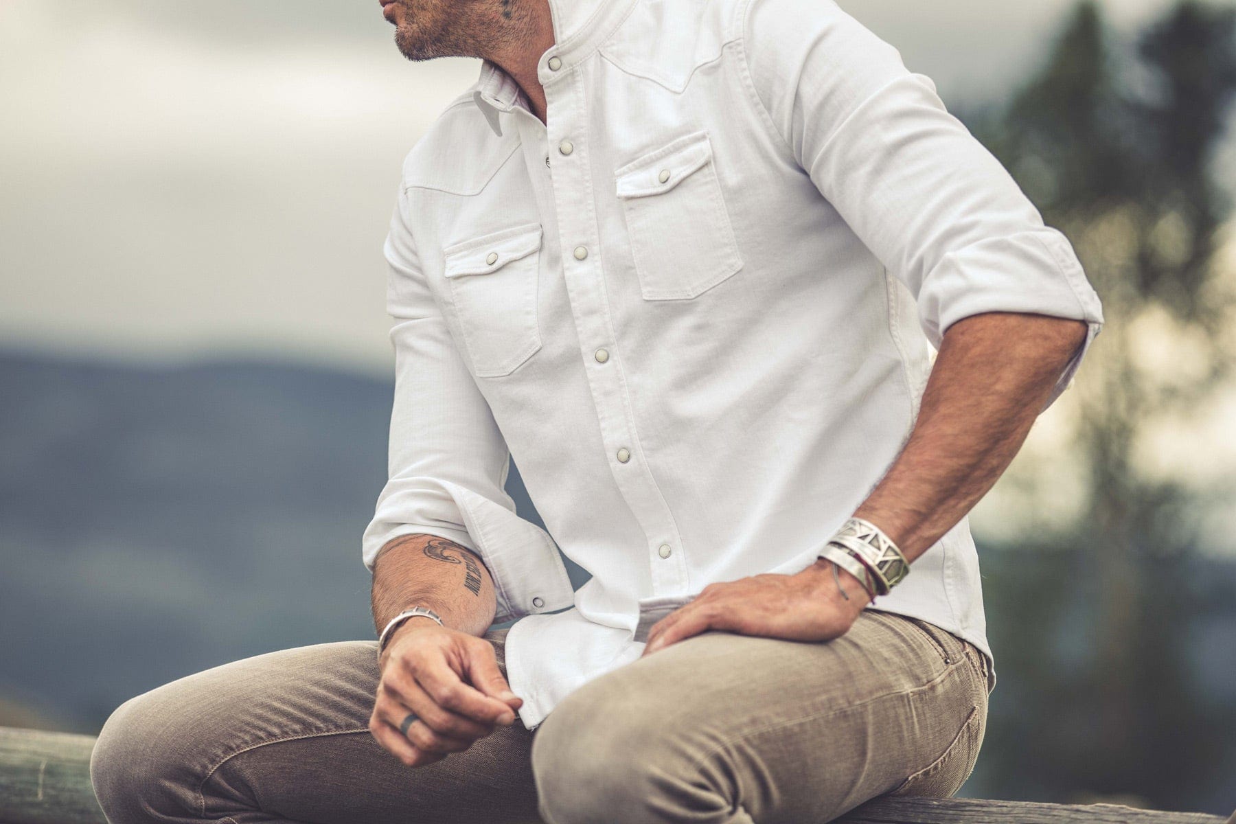 Ranger Colored Denim Snap Shirt In White - AXEL'S