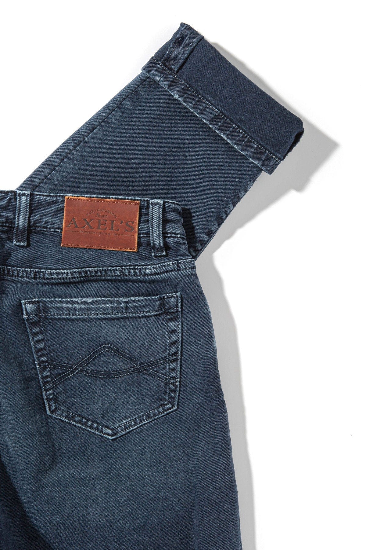 Silverton Worn-In Slim Straight Denim In Blu Oxford - AXEL'S