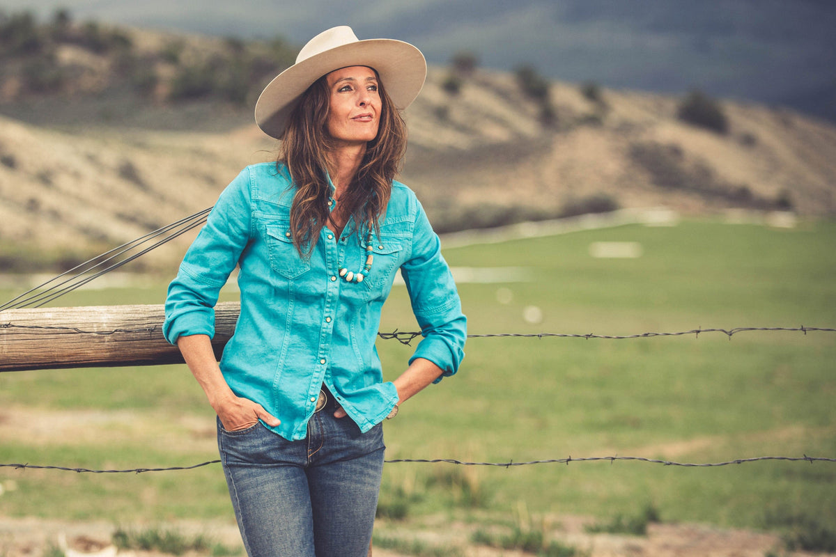 Yarmony Linen-Cotton Snap Shirt In Turquoise - AXEL'S