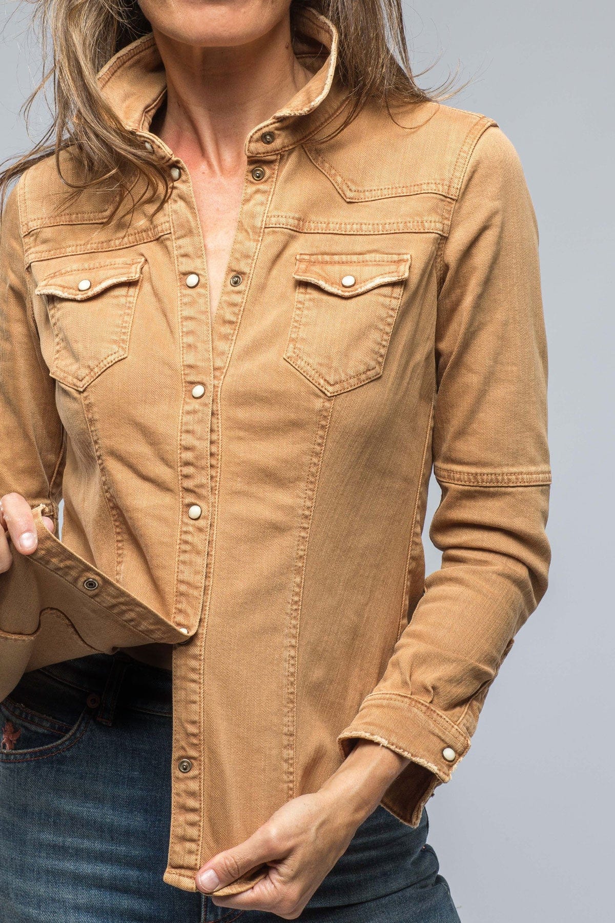 Sweetwater Denim Shirt in Cognac - AXEL'S