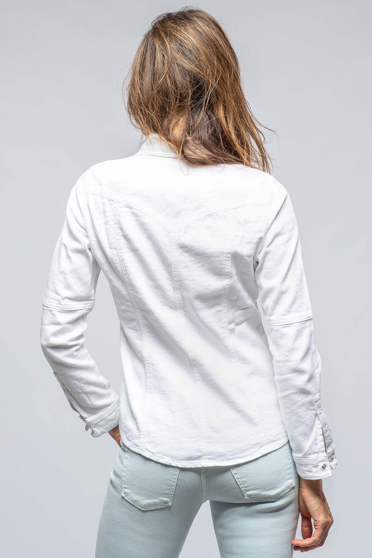 Yarmony Linen-Cotton Snap Shirt In White - AXEL'S