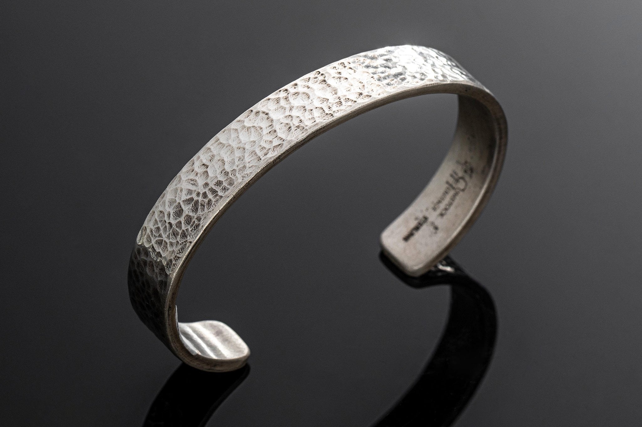 Bracelet H | Mens - Accessories - Bracelets | American Buckle Collection