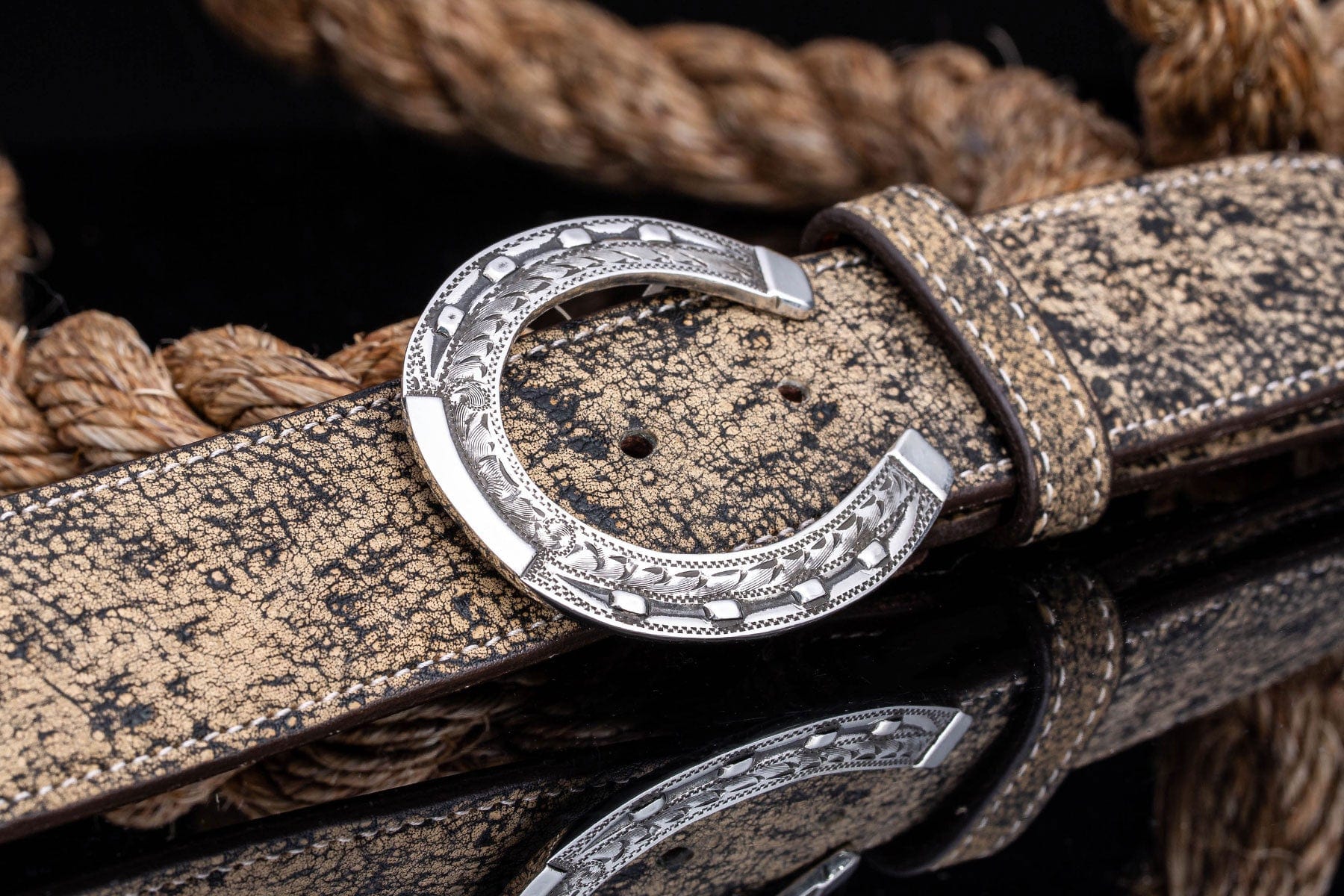 Classic AT50 Horseshoe Buckle - AXEL'S