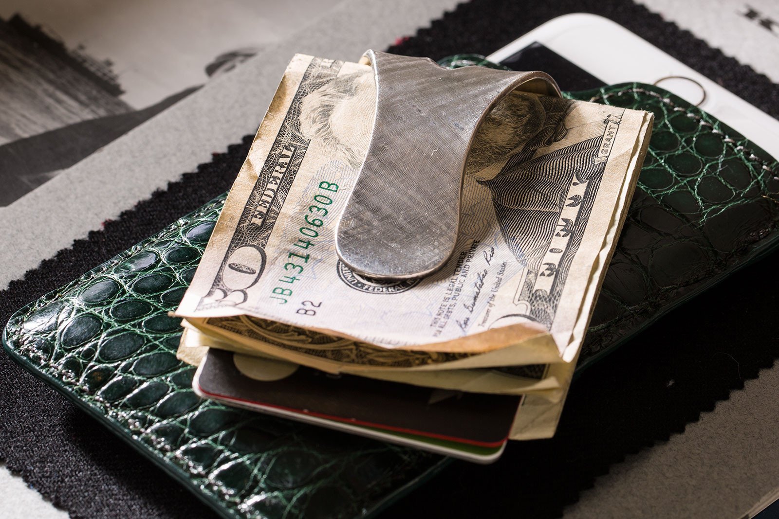 Cross-Hatch Money Clip | Mens - Accessories - Money Clips | American Buckle Collection