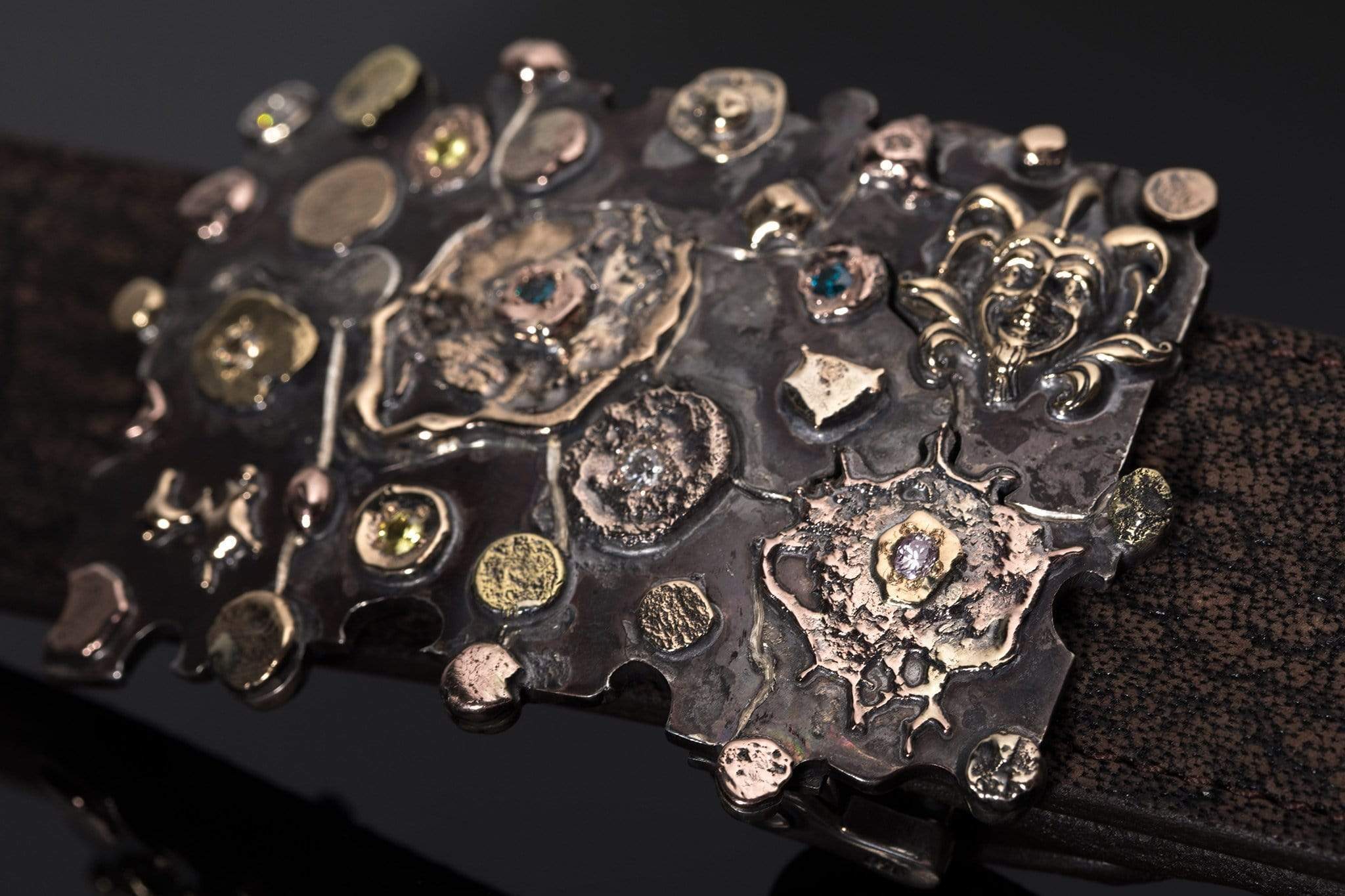 James Christian Fitting In - AXEL'S