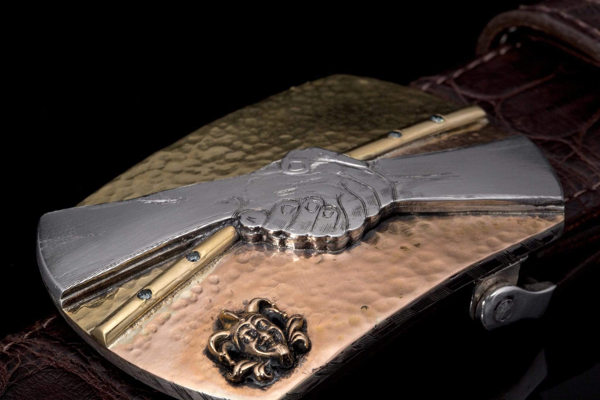 James Christian Helping Hand - AXEL'S