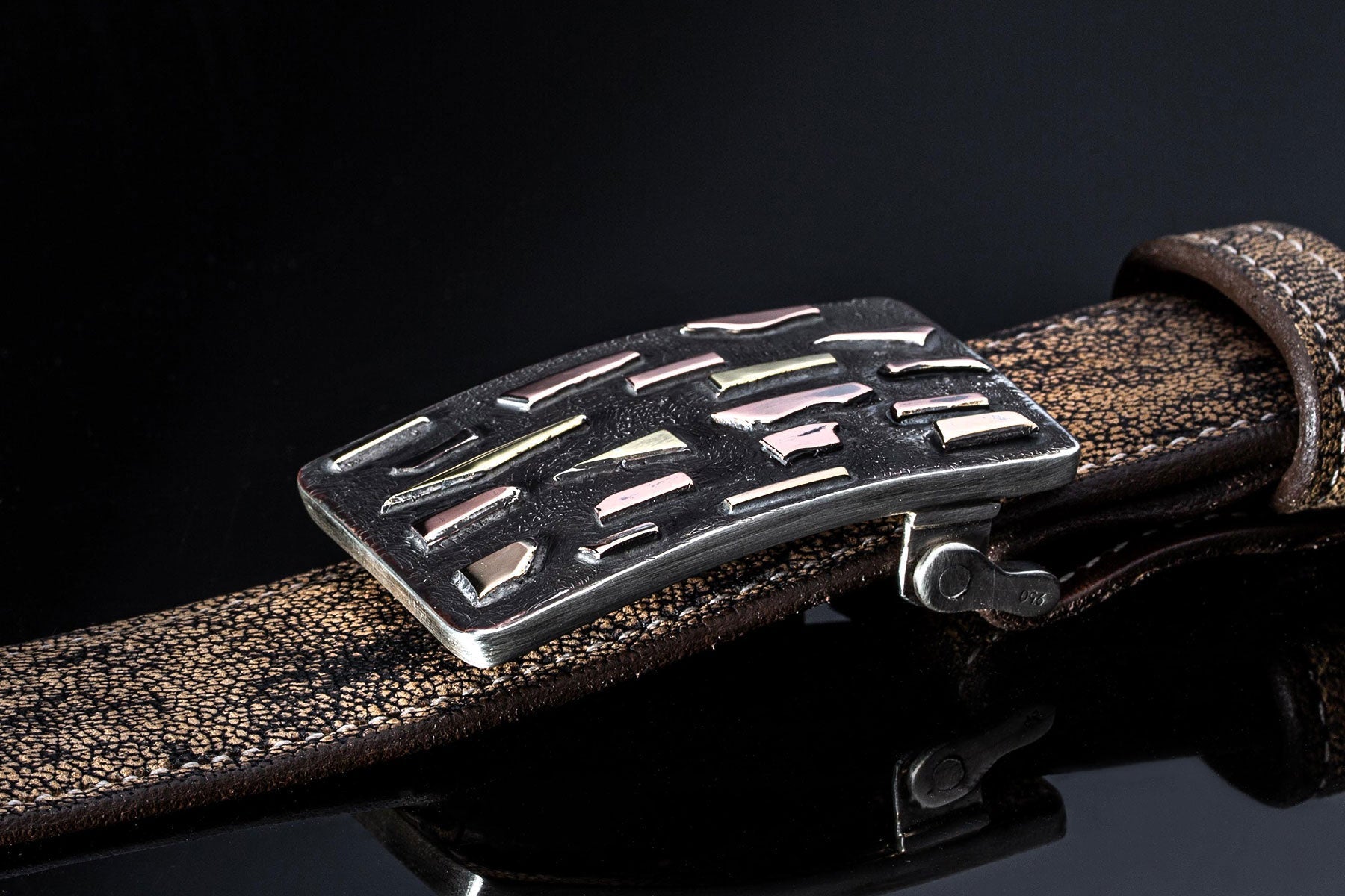 Comstock Heritage | Mid Century Modern | Belts And Buckles - Trophy