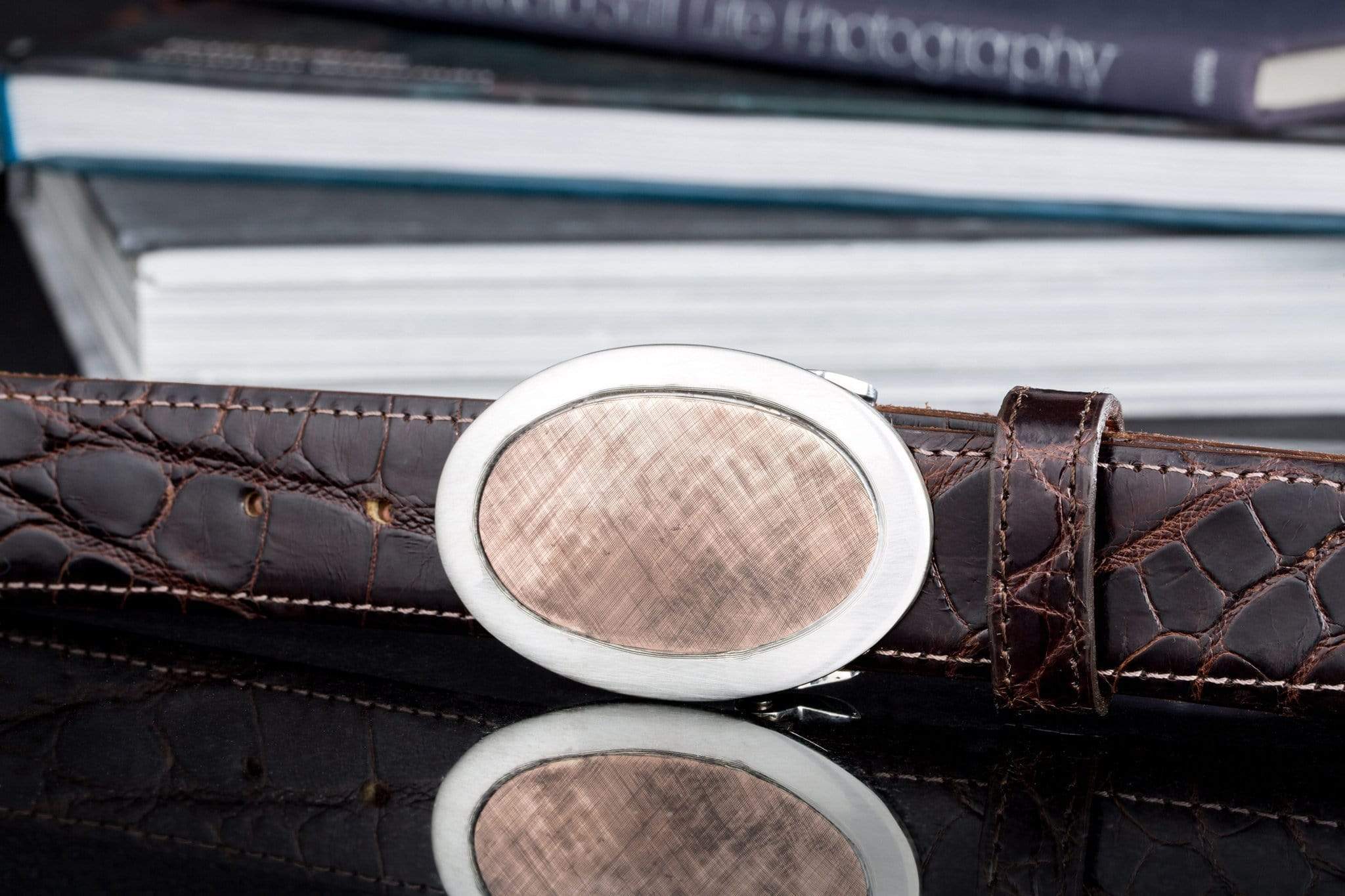 Sutro Flores - AXEL'S