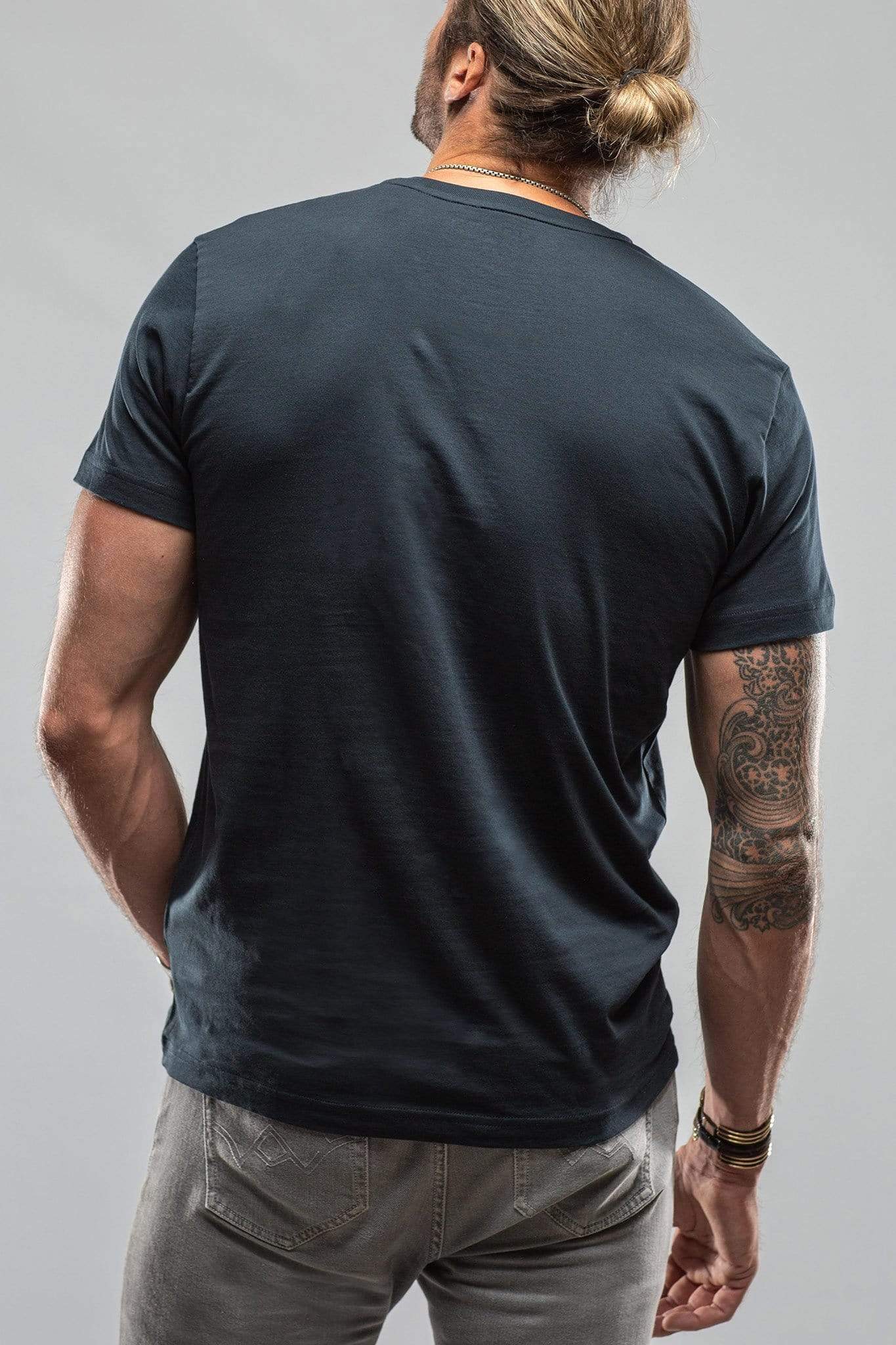 Pismo Cotton Tee In Navy - AXEL'S