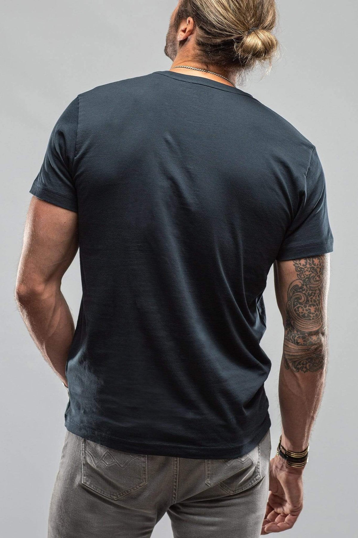 Pismo Cotton Tee In Navy - AXEL'S