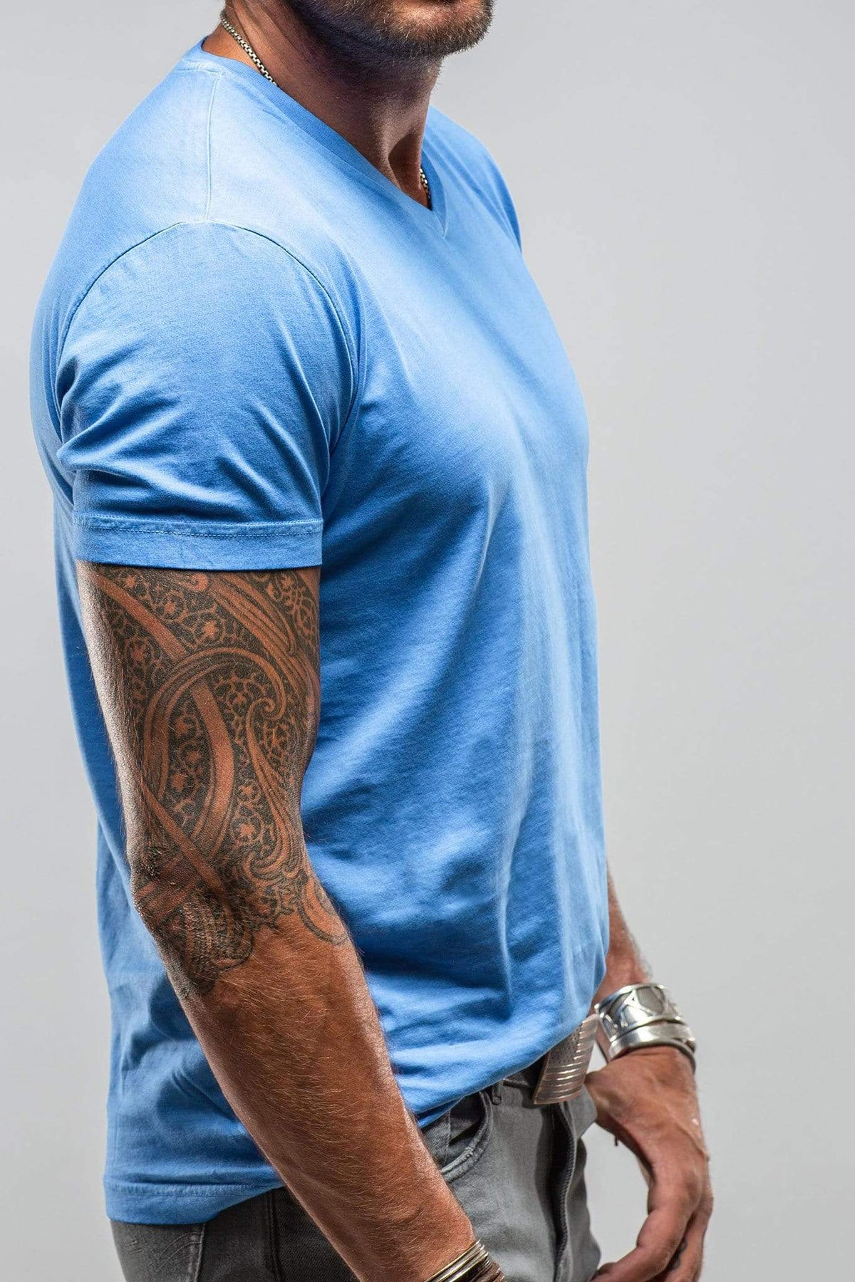 Siena Cotton V Neck Tee In Blue Lagoon - AXEL'S