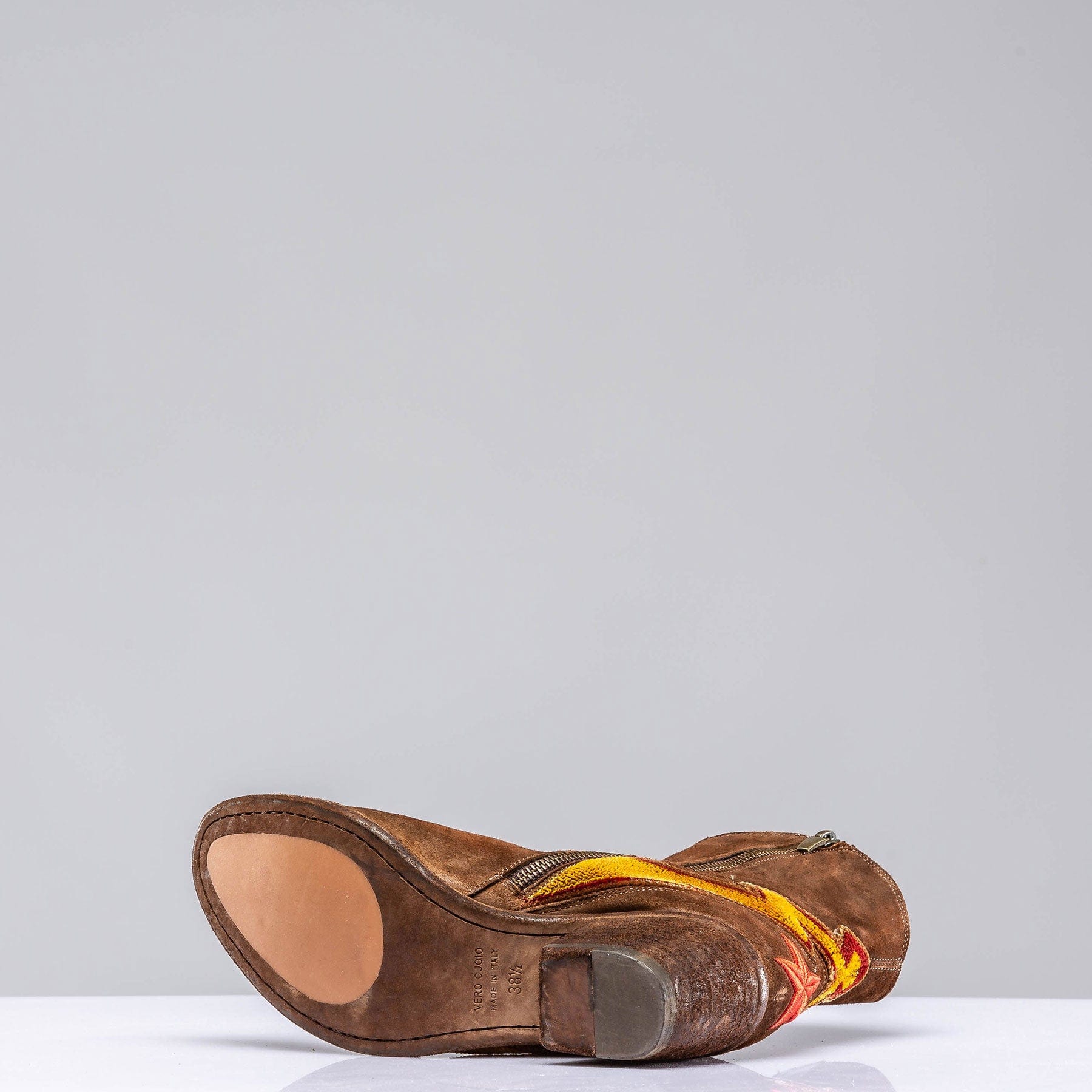 Flash Short Suede Boot In Tobacco - AXEL'S