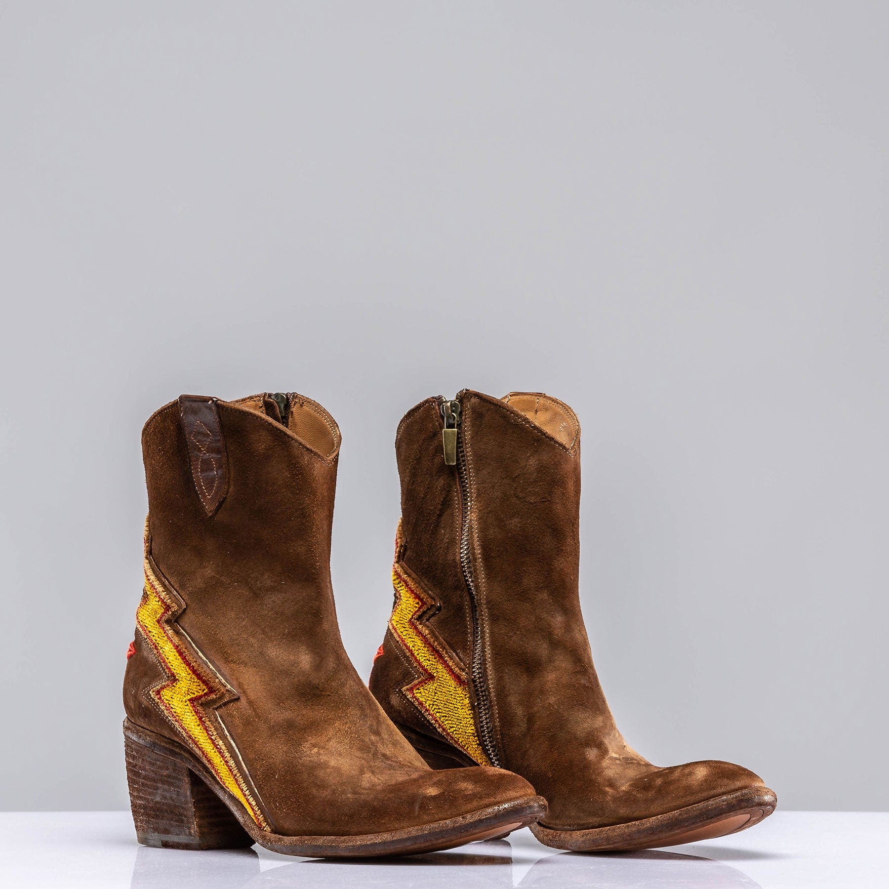 Flash Short Suede Boot In Tobacco - AXEL'S