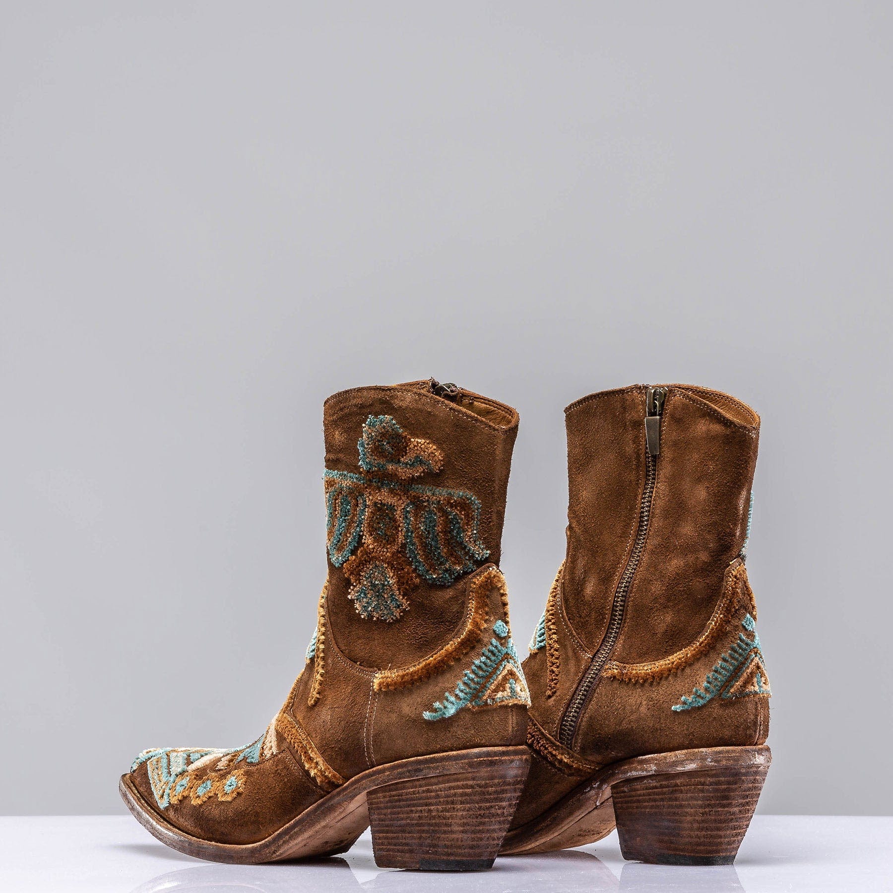 Juana Boot Embroidery In Camel - AXEL'S