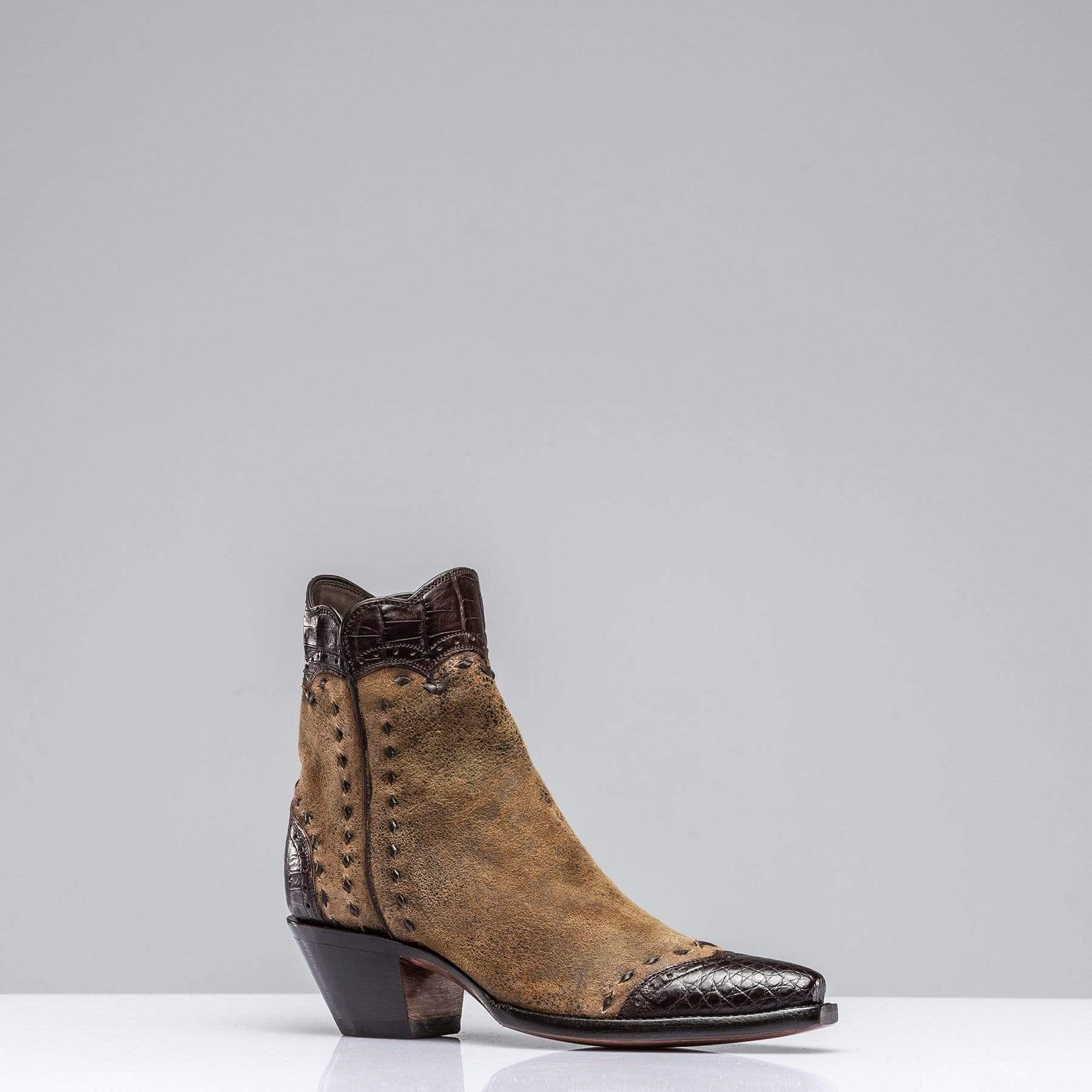 Distressed Kid Caiman Zorro - AXEL'S