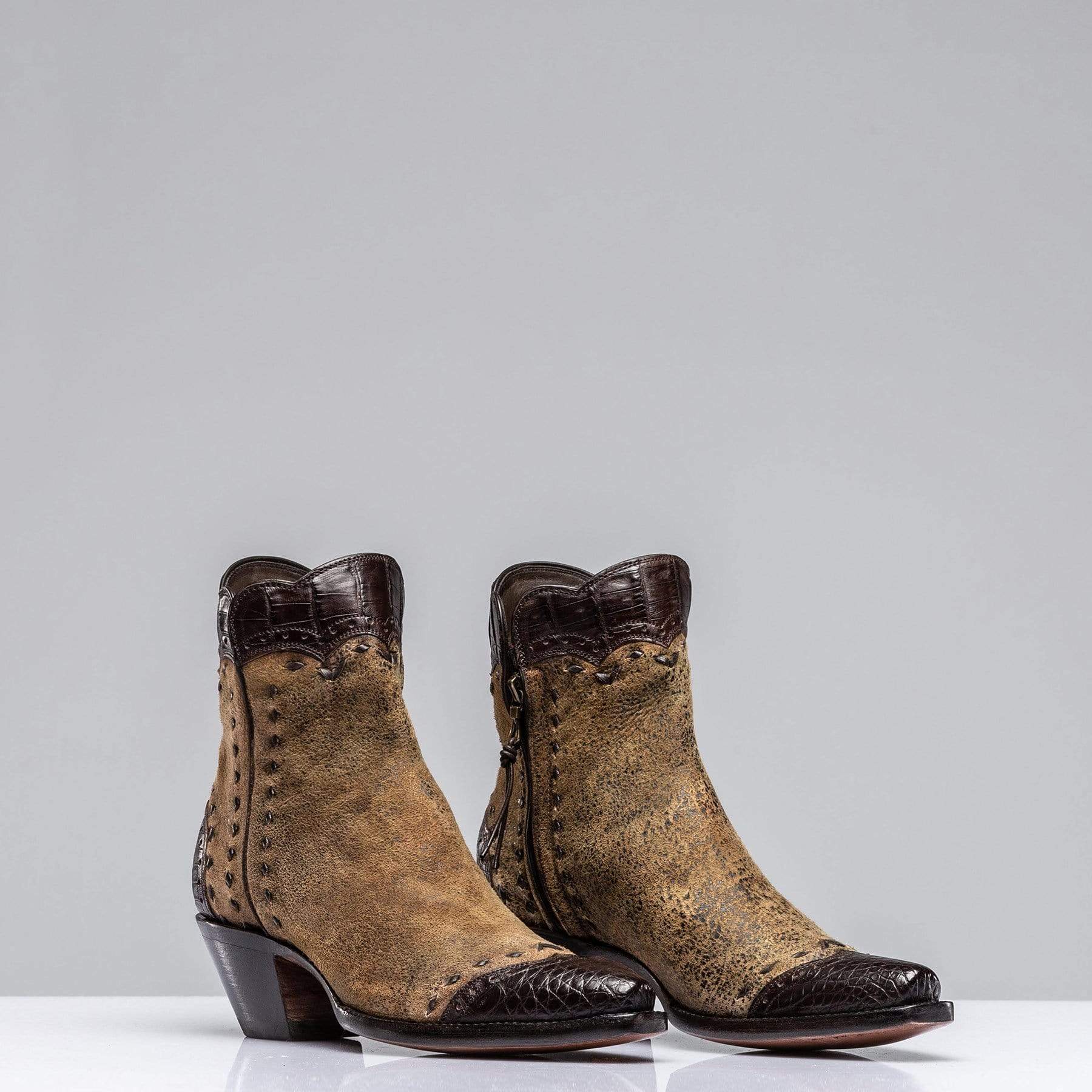 Distressed Kid Caiman Zorro - AXEL'S