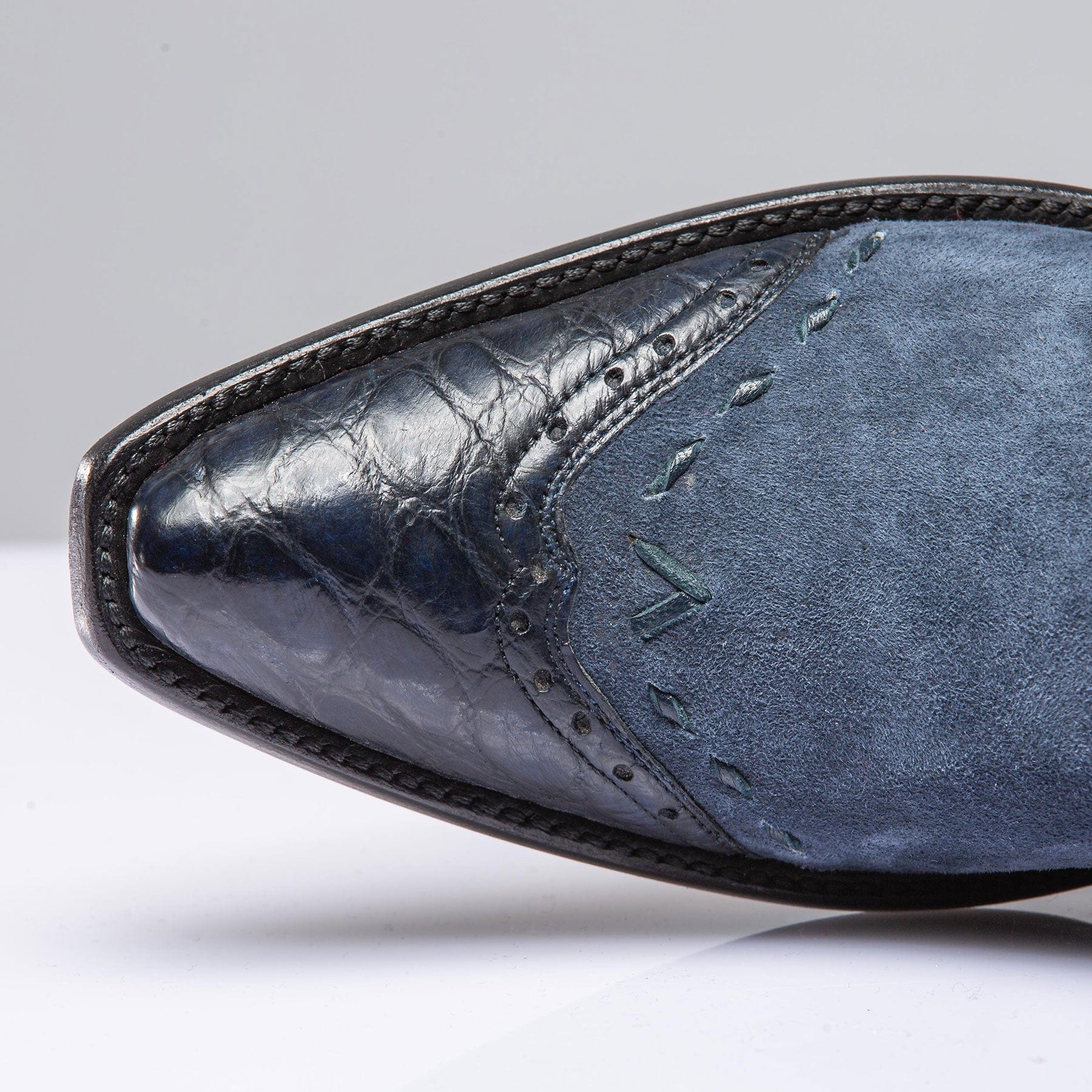 Jenna Zorro In Navy Break Suede - AXEL'S