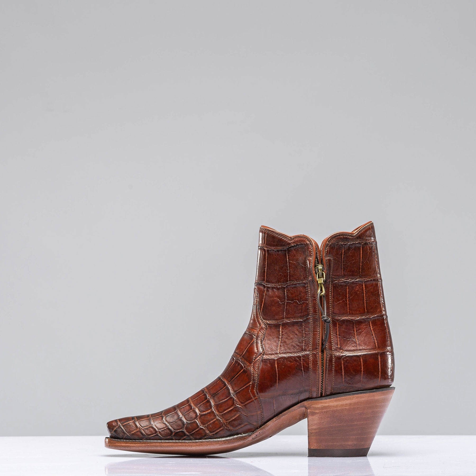 Josie Zorro Gallegos - AXEL'S