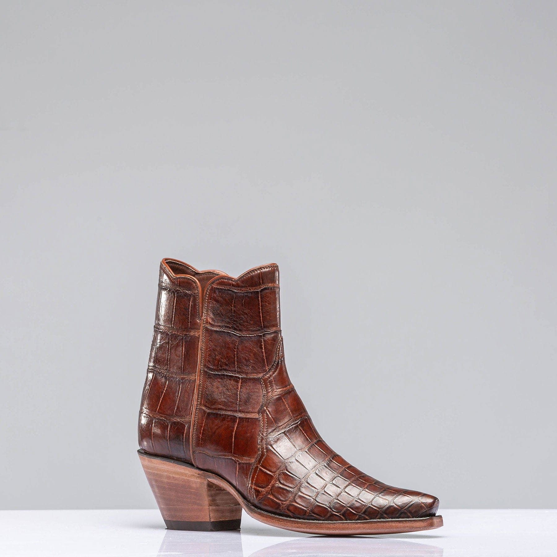 Josie Zorro Gallegos - AXEL'S