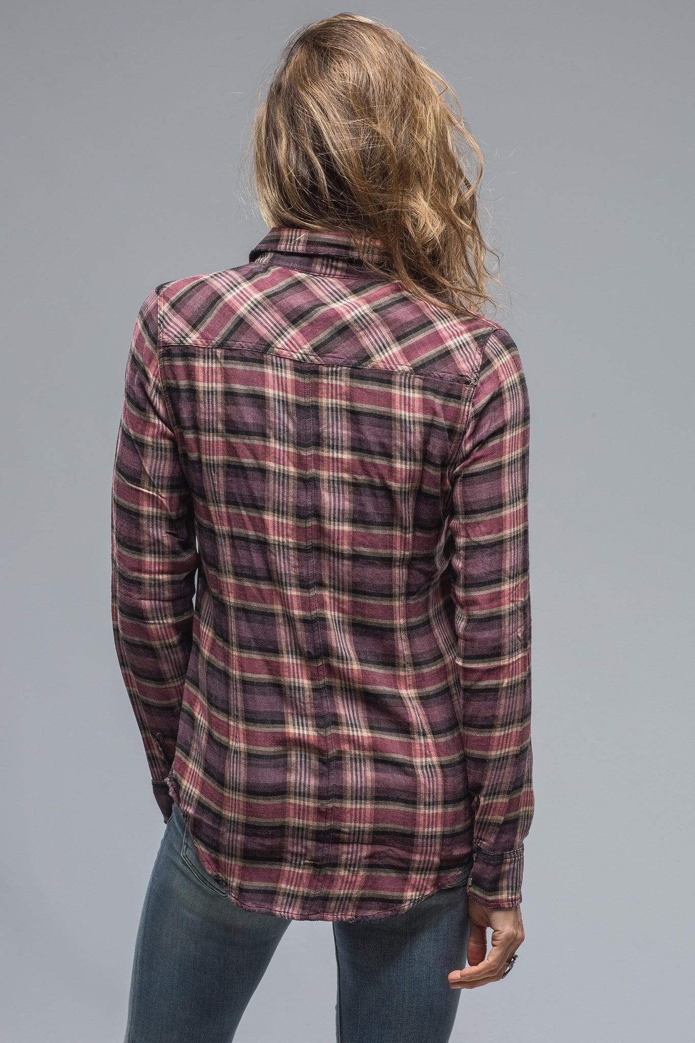 Tara Fitted Tartan Snap Shirt in Mauve - AXEL'S