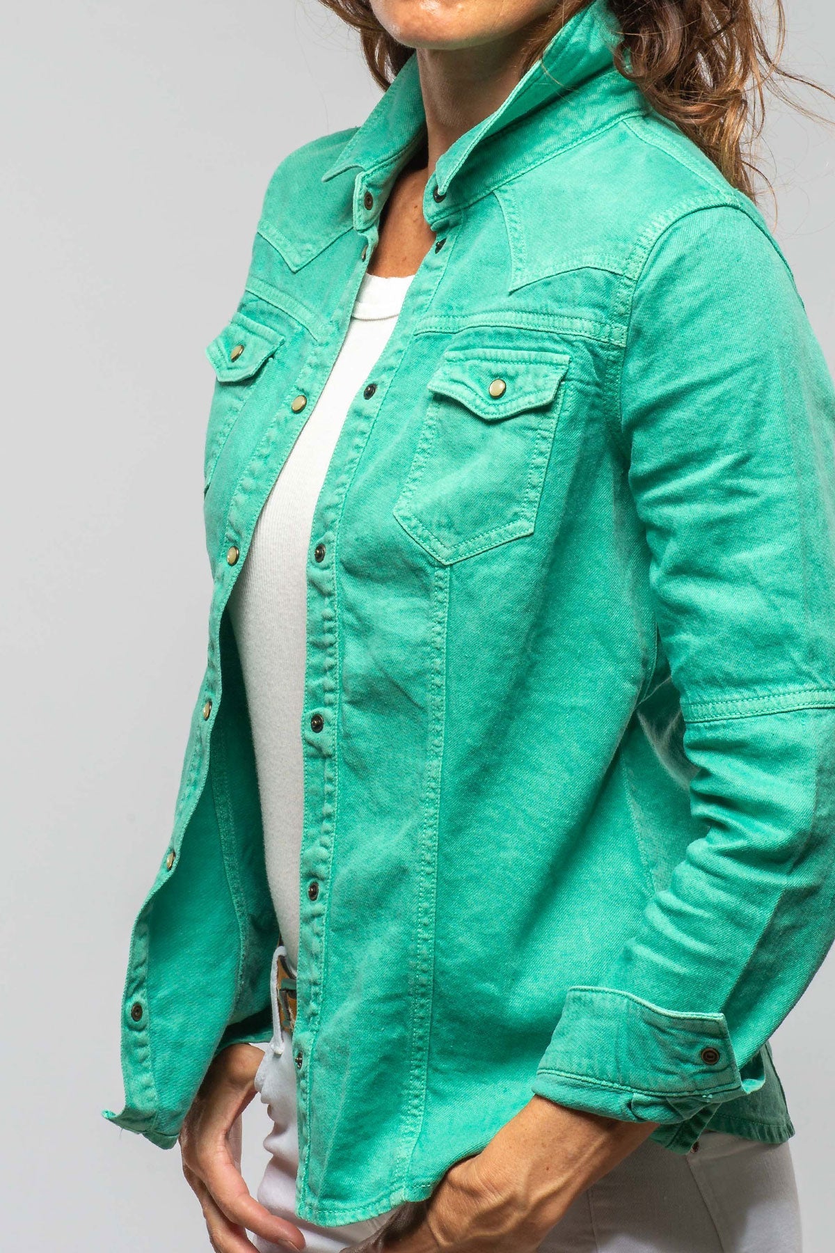 Yarmony Linen-Cotton Snap Shirt In Kingman Turquoise - AXEL'S
