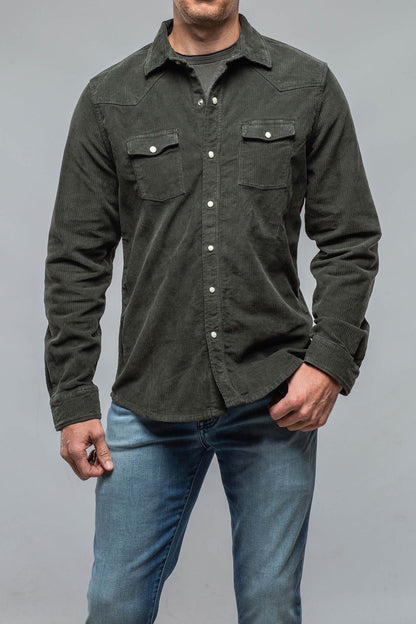 Axel's Premium Denim Brooks Corduroy Snap Shirt In Muschio Mens - Snap Shirts