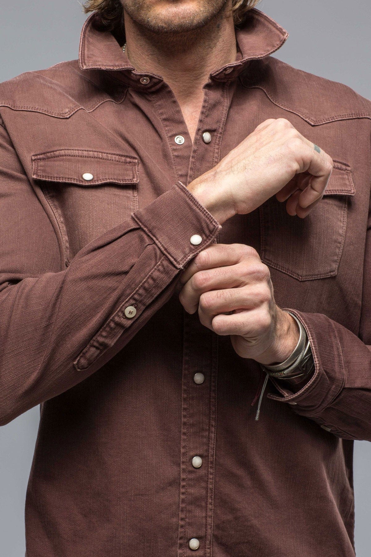 Ranger Colored Denim Snap Shirt In Mogano - AXEL'S