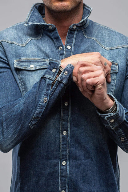 Roper Over-Dyed Western Snap Shirt In Medium Dark Blue - AXEL'S