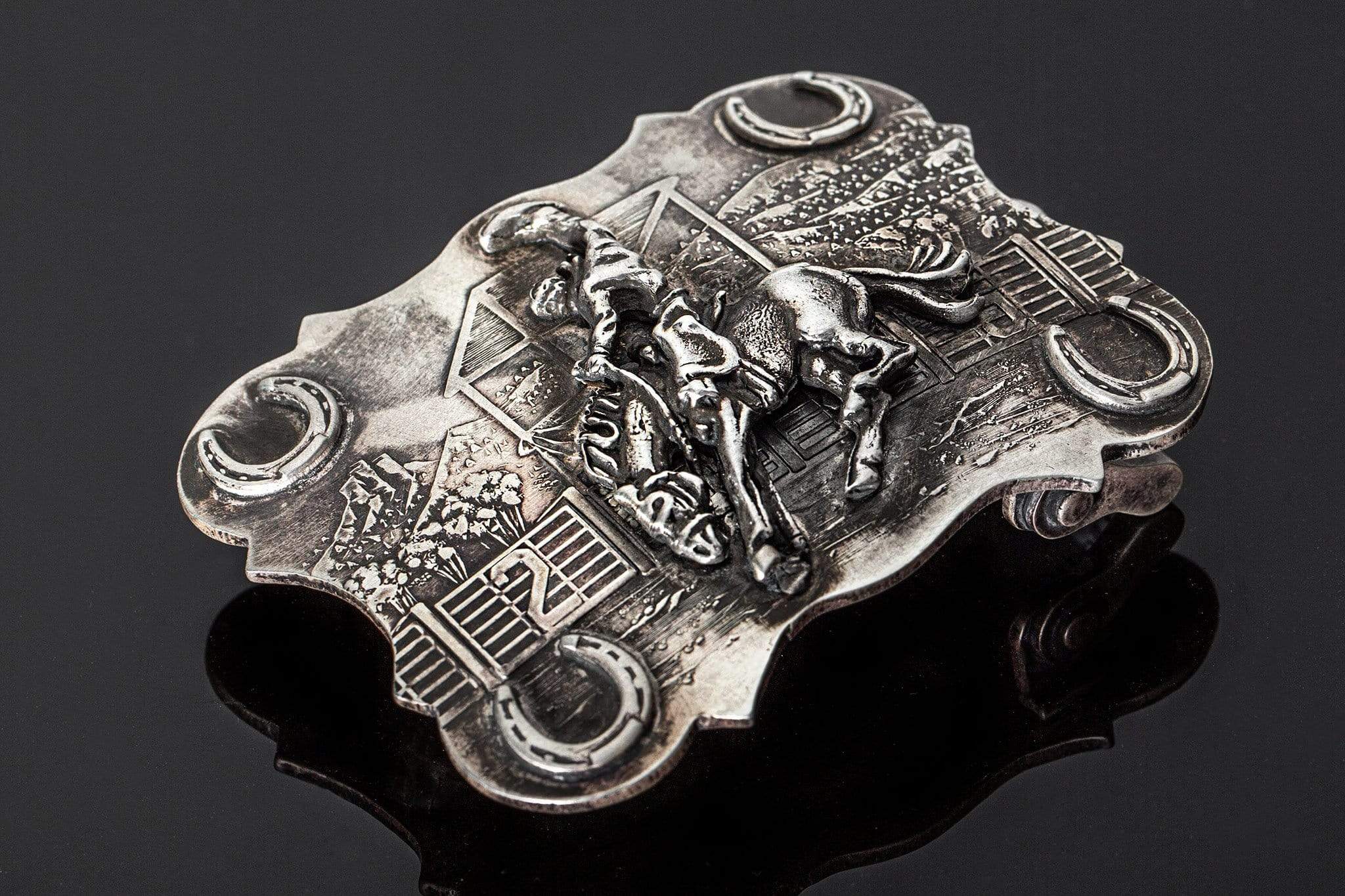 AO Wyatt HB Trophy Buckle - AXEL'S