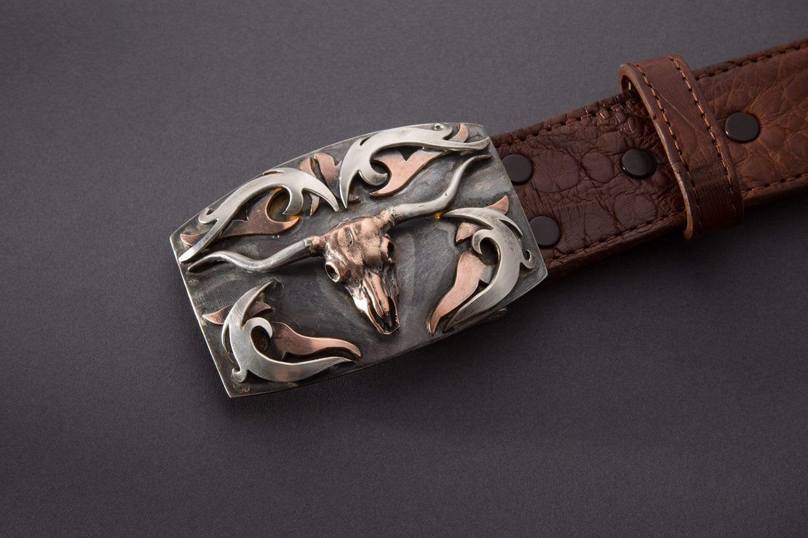 Small Tribal Longhorn - AXEL'S