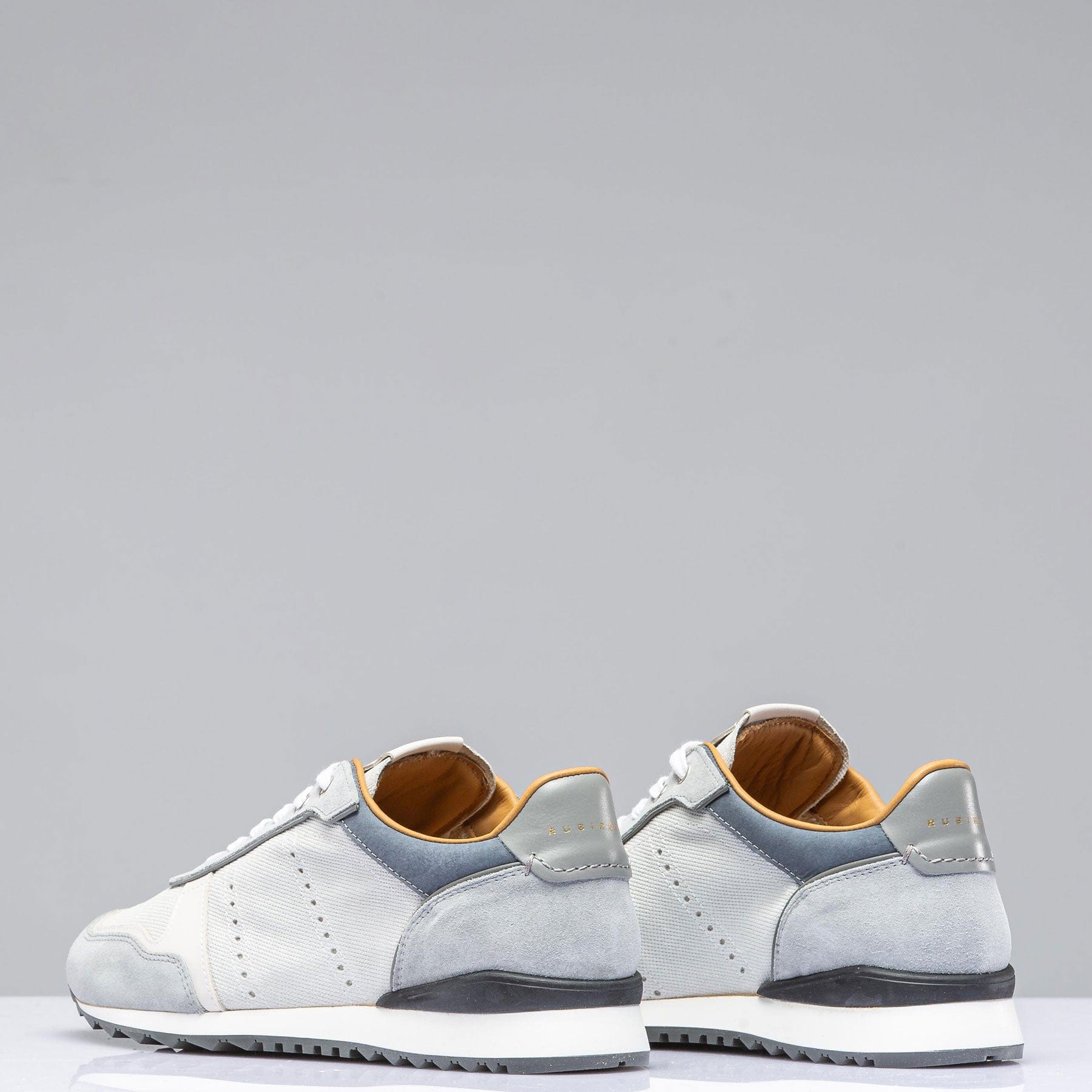 Joan Sneaker in Light Grey - AXEL'S